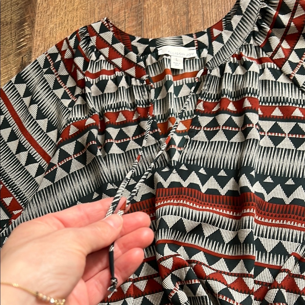 Geometric Patterned Dress - Picture 3 of 7